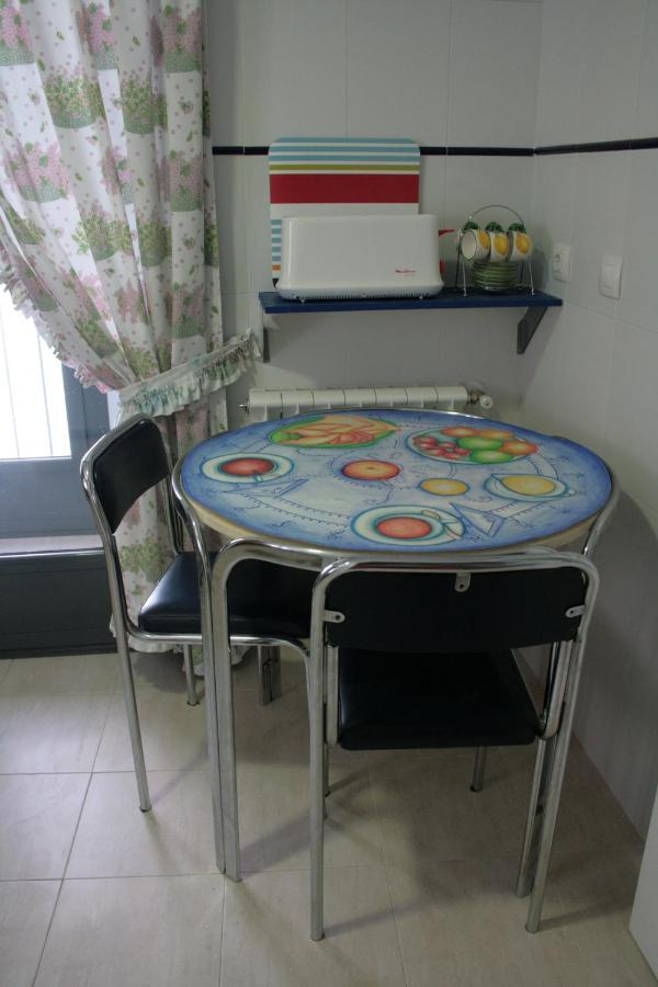 Caces Apartamentos La Casa Pintada מראה חיצוני תמונה